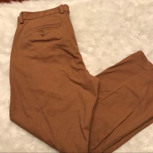 EUC Old Navy Ultimate Loose Khaki 38x30